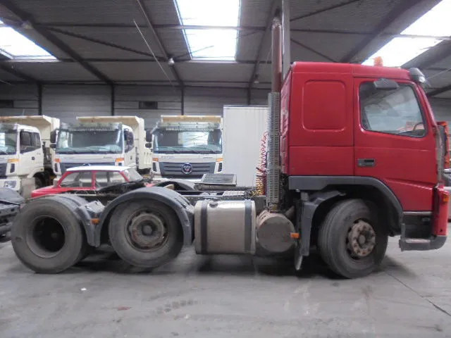 Volvo FM 380 ENGINE NOT OK ONLY PARTS NL TRUCK - Tegljač: slika 4 Volvo FM 380 ENGINE NOT OK ONLY PARTS NL TRUCK - Tegljač: slika 4