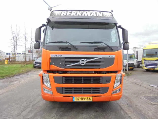 Volvo FM 410 6X2 ADR + HYDRAULICS - Tegljač: slika 2 Volvo FM 410 6X2 ADR + HYDRAULICS - Tegljač: slika 2
