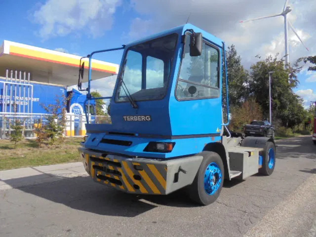 Terberg YT 182 NL KENTEKEN - Terminalni traktor: slika 1 Terberg YT 182 NL KENTEKEN - Terminalni traktor: slika 1