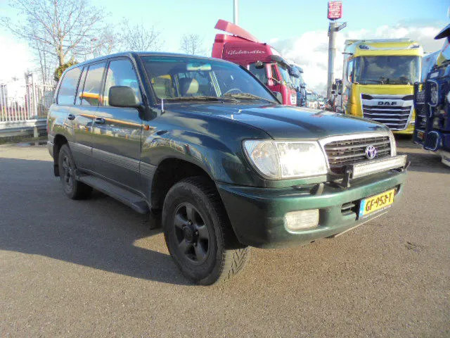 Toyota Land Cruiser - Automobil: slika 3 Toyota Land Cruiser - Automobil: slika 3