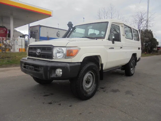 Toyota Land Cruiser HZJ76 + HZJ78L + PICKUP 4WD EXPORT OUT EU ONLY - Pikap: slika 4 Toyota Land Cruiser HZJ76 + HZJ78L + PICKUP 4WD EXPORT OUT EU ONLY - Pikap: slika 4