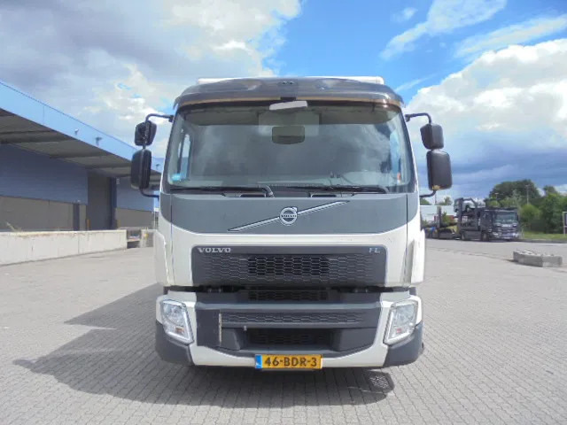 Volvo FE 260 NL TRUCK + APK 03-2026 - Kamion sa zatvorenim sandukom: slika 2 Volvo FE 260 NL TRUCK + APK 03-2026 - Kamion sa zatvorenim sandukom: slika 2
