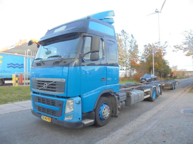 Volvo FH 420 6X2 NL TRUCK - Kamion za prevoz kontejnera/ Kamion sa promenjivim sandukom: slika 1 Volvo FH 420 6X2 NL TRUCK - Kamion za prevoz kontejnera/ Kamion sa promenjivim sandukom: slika 1