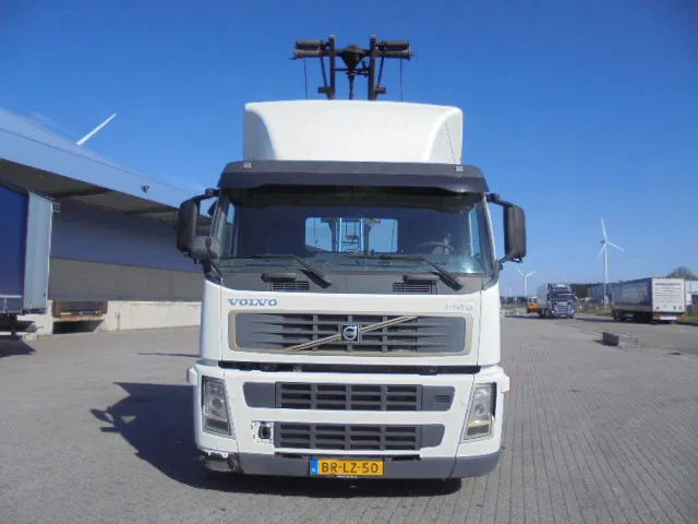 Volvo FM 260 MANUAL GEAR NL TRUCK - Kamion sa kablovskim sistemom: slika 2 Volvo FM 260 MANUAL GEAR NL TRUCK - Kamion sa kablovskim sistemom: slika 2