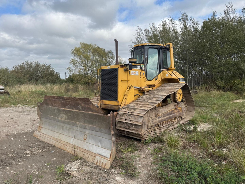 Caterpillar D6M - Buldožer: slika 1 Caterpillar D6M - Buldožer: slika 1