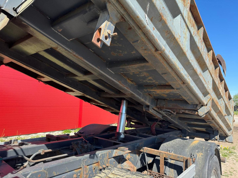 Istovarivač, Kamion sa dizalicom DAF CF 65: slika 12