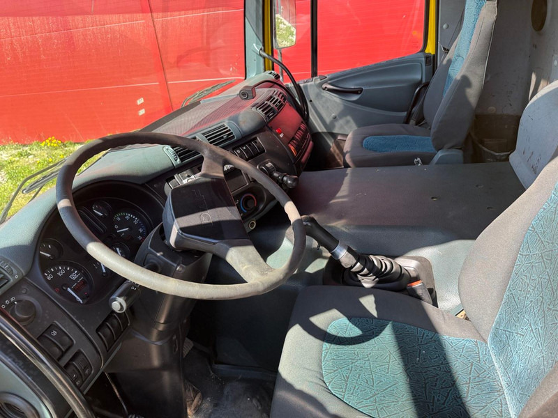 Istovarivač, Kamion sa dizalicom DAF CF 65: slika 7