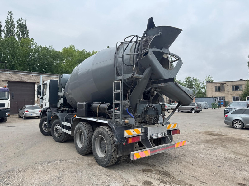 Iveco Eurotraker 340E35, cursor 8 - Mikser za beton: slika 4 Iveco Eurotraker 340E35, cursor 8 - Mikser za beton: slika 4