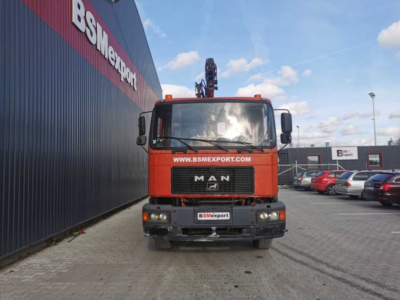 MAN 25.422 flatbed truck - Kamion sa tovarnim sandukom, Kamion sa dizalicom: slika 2 MAN 25.422 flatbed truck - Kamion sa tovarnim sandukom, Kamion sa dizalicom: slika 2