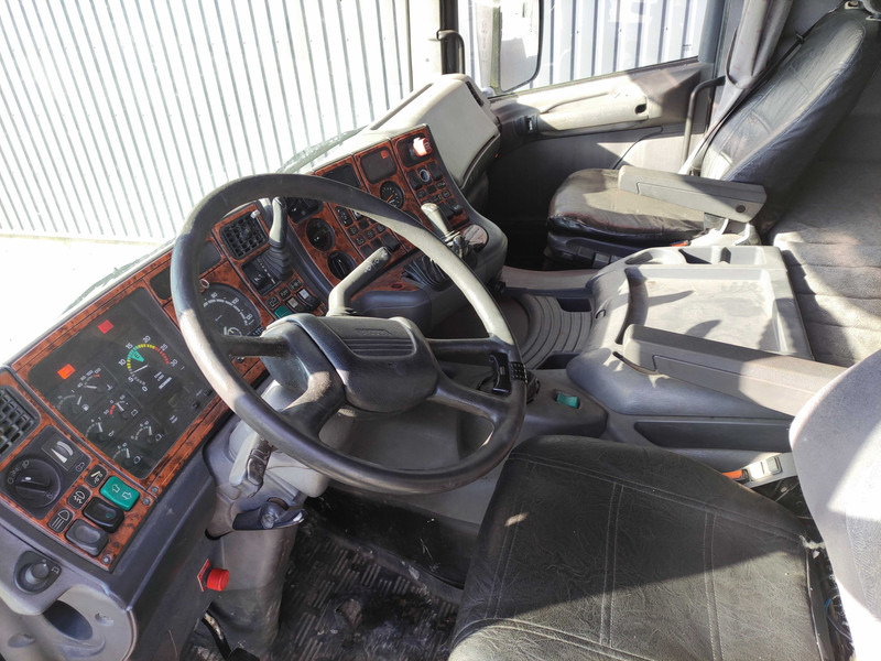 Kamion za prevoz automobila Scania 124 car transporter: slika 8