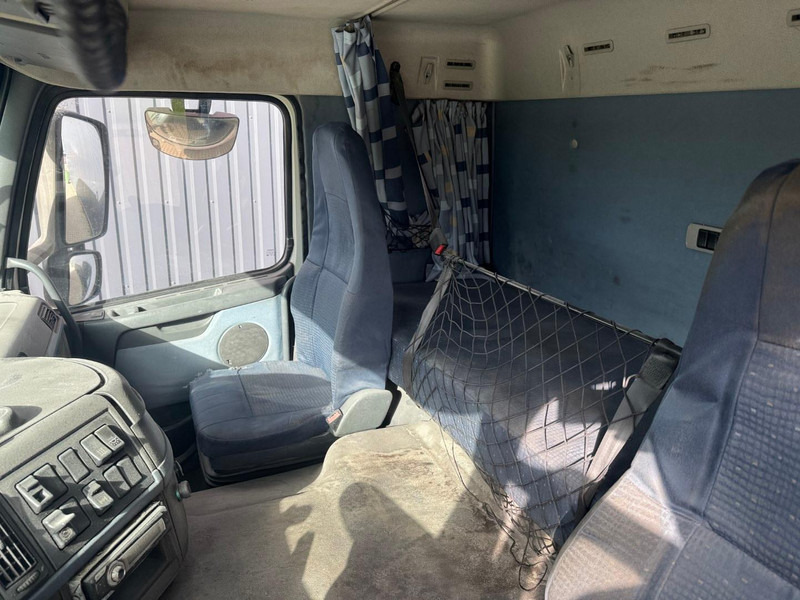 Kamion cisterna za prevoz goriva Volvo FM9, 11000 liter: slika 6