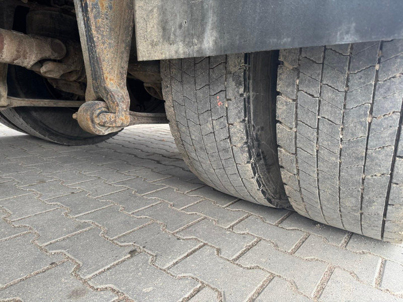 Kamion cisterna za prevoz goriva Volvo FM9, 11000 liter: slika 12