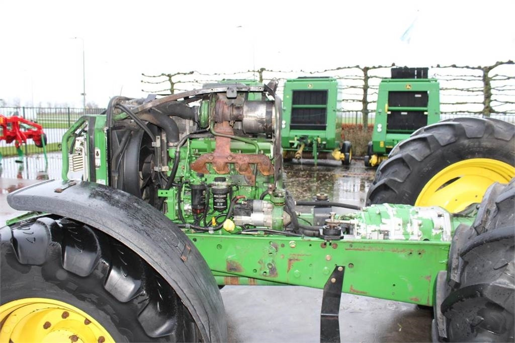 John Deere 6000- 30 4 cyl. - Traktor: slika 5 John Deere 6000- 30 4 cyl. - Traktor: slika 5