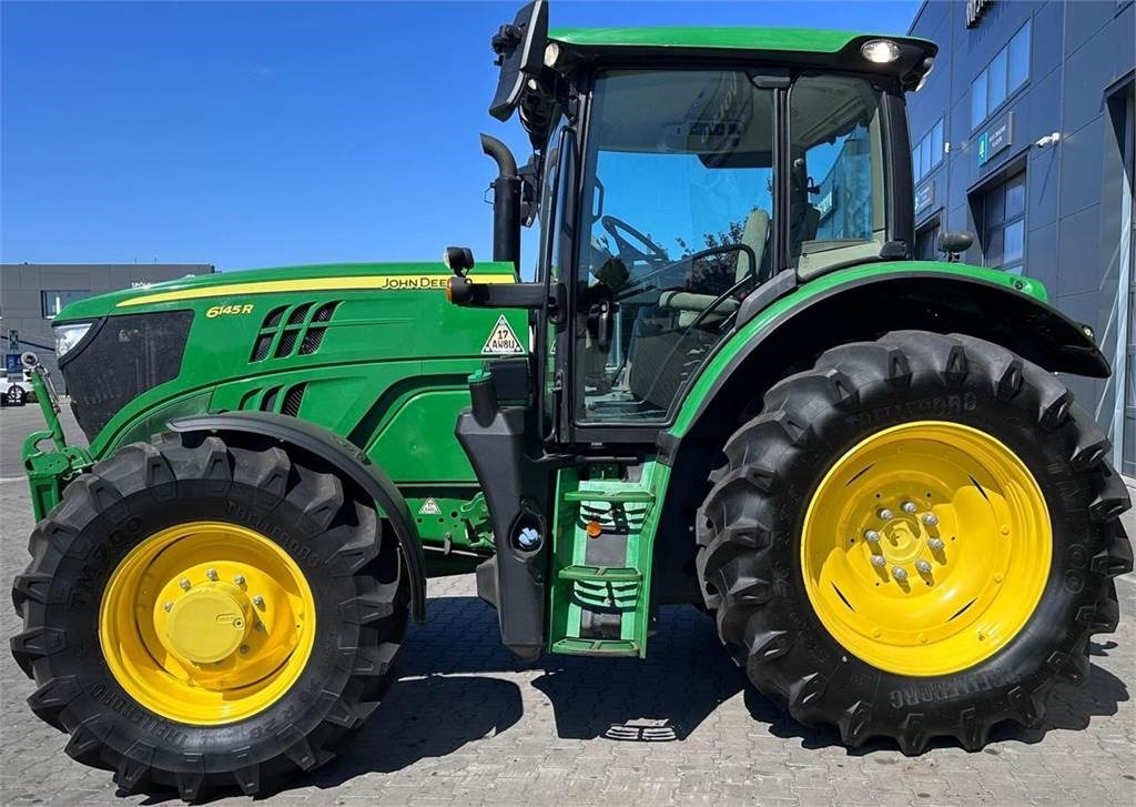 John Deere 6145R - Traktor: slika 1 John Deere 6145R - Traktor: slika 1