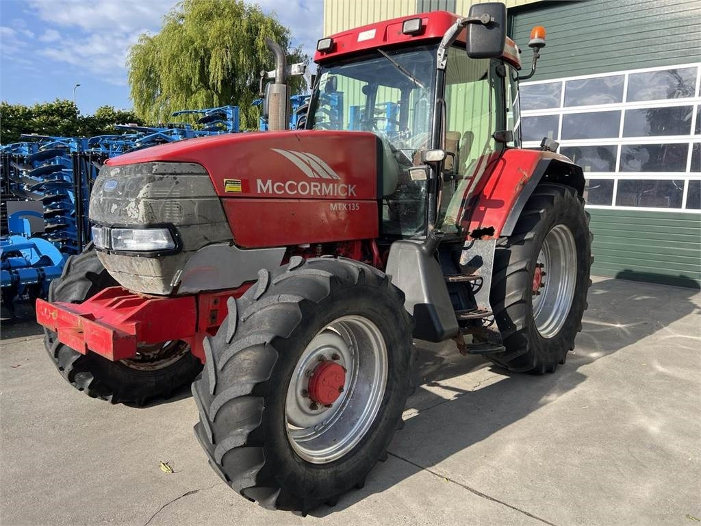 McCormick MTX135 - Traktor: slika 1 McCormick MTX135 - Traktor: slika 1