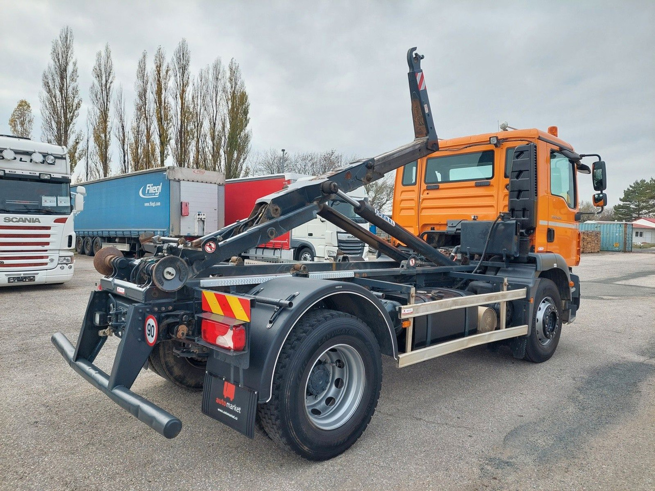 MAN TGM 18.290 4X2 BB - Kamion sa hidrauličnom kukom: slika 4 MAN TGM 18.290 4X2 BB - Kamion sa hidrauličnom kukom: slika 4