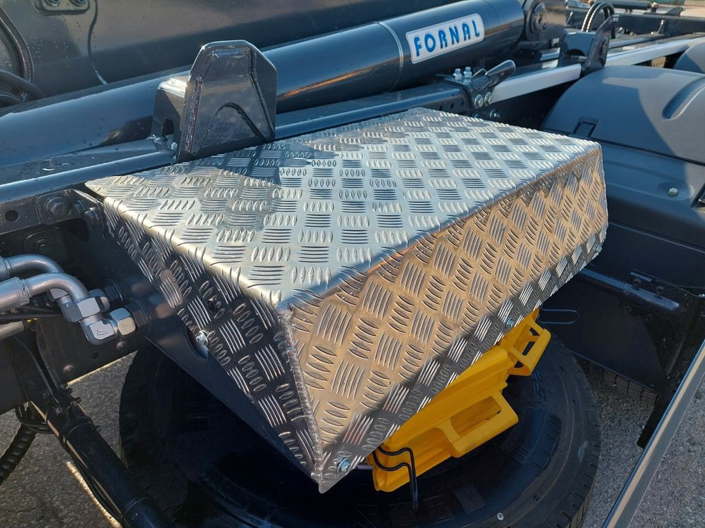 Kamion sa hidrauličnom kukom novi MAN TGS 33.480 6X4 BL: slika 16