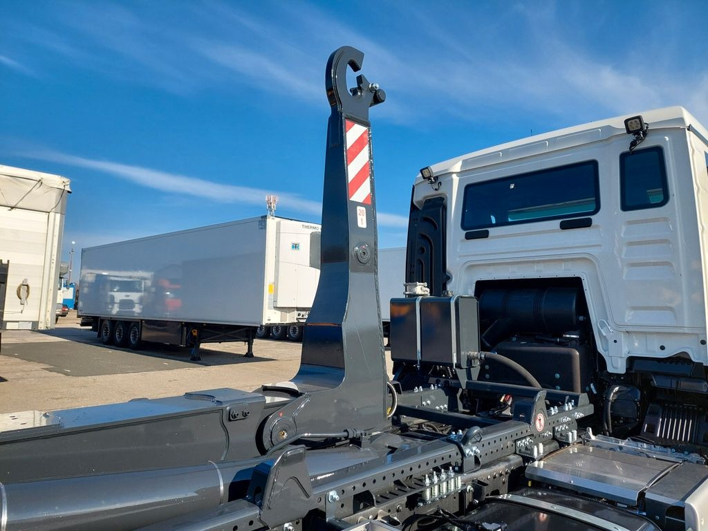 Kamion sa hidrauličnom kukom novi MAN TGS 33.480 6X4 BL: slika 10