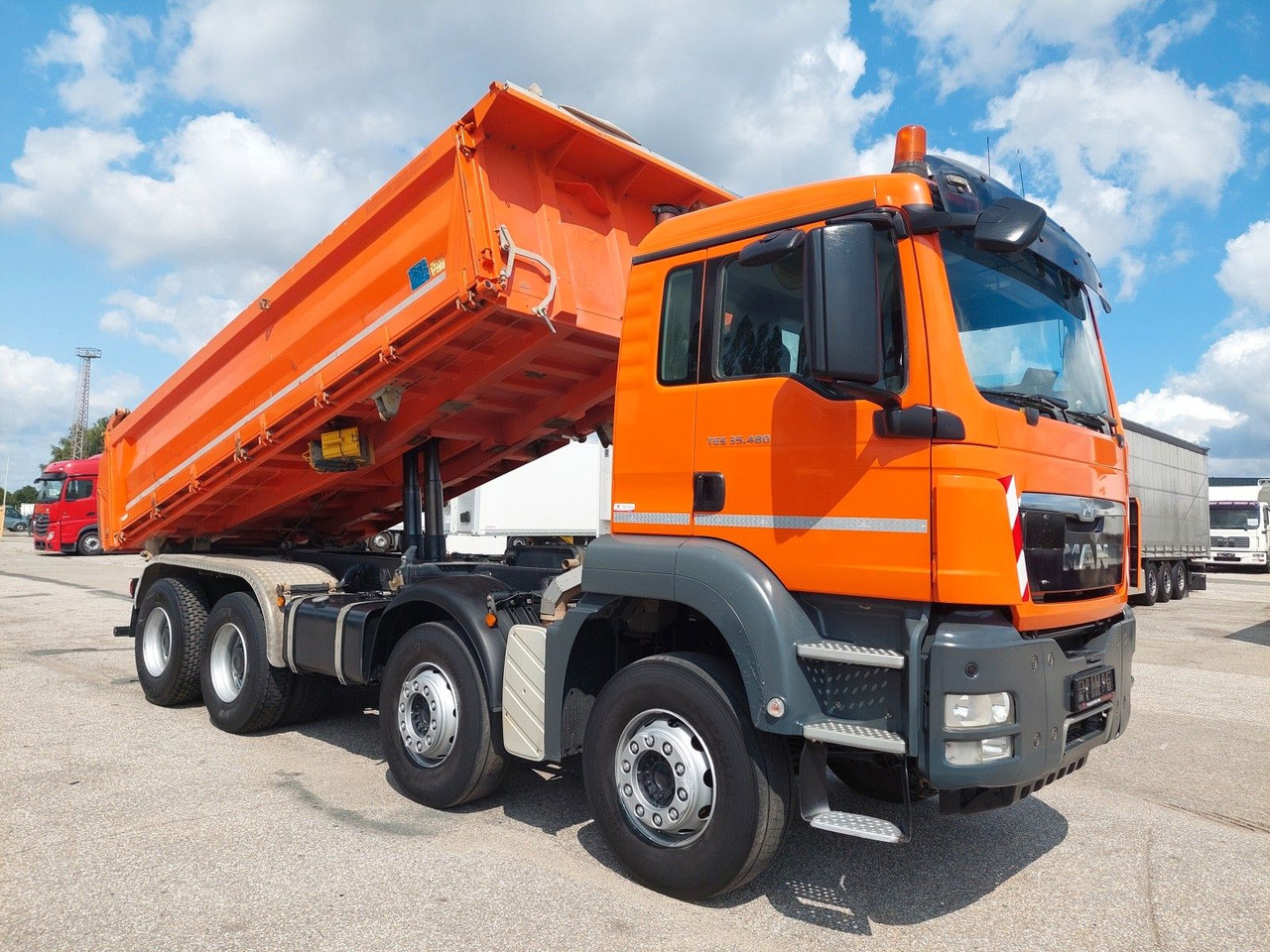 MAN TGS 35.480 8x4 BB Meiller Bordmatik - Istovarivač: slika 2 MAN TGS 35.480 8x4 BB Meiller Bordmatik - Istovarivač: slika 2