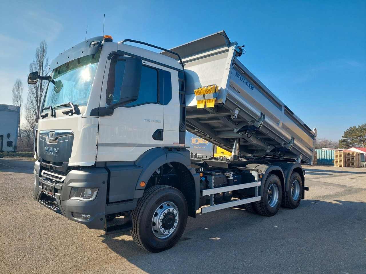 MAN TGS 35.520 6X6 BB CH - Istovarivač: slika 1 MAN TGS 35.520 6X6 BB CH - Istovarivač: slika 1