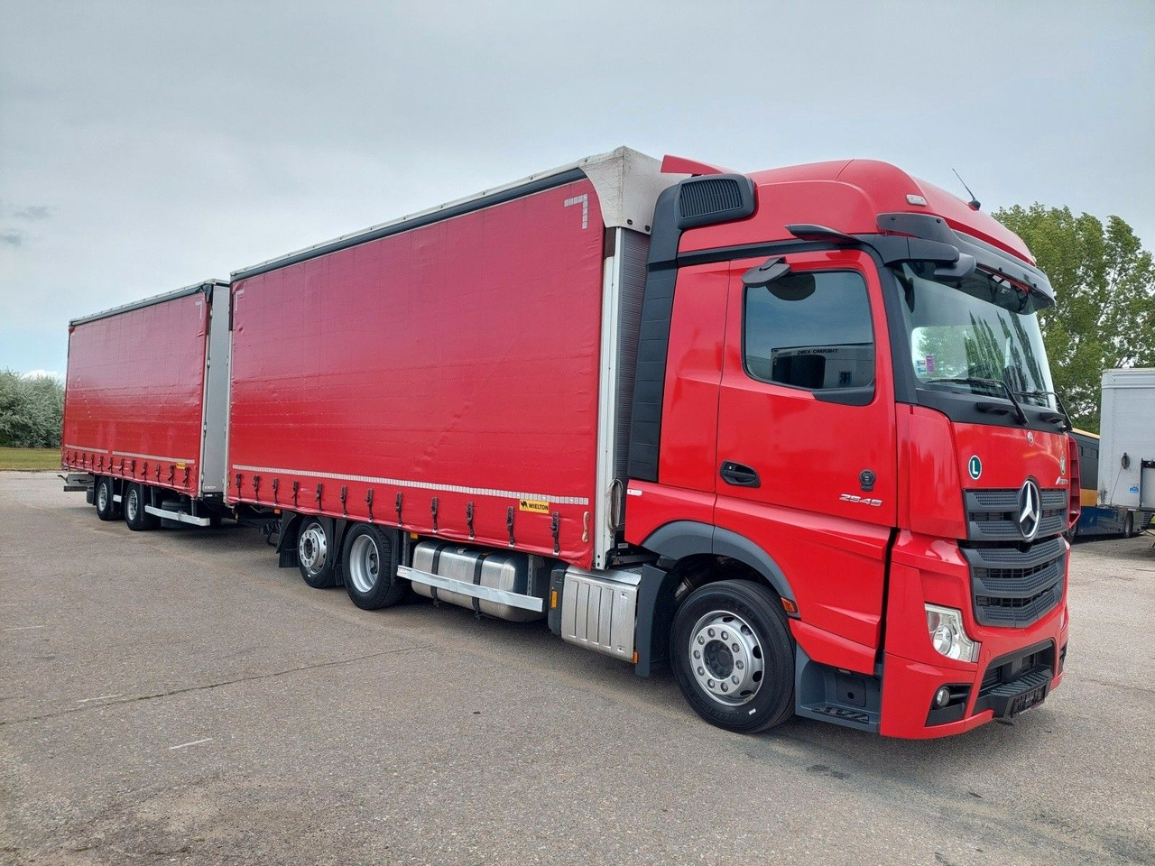 Mercedes-Benz Actros 2545 L/NR 6x2 + Wielton PC2K Durchbar - Kamion sa ceradom: slika 2 Mercedes-Benz Actros 2545 L/NR 6x2 + Wielton PC2K Durchbar - Kamion sa ceradom: slika 2