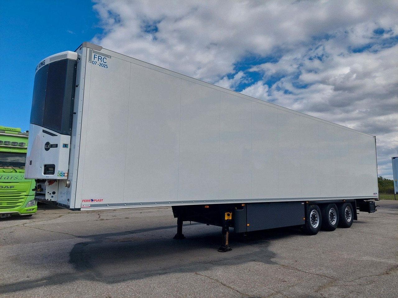 Schmitz Cargobull SKO24 ThermoKing SLXi 300 - Poluprikolica hladnjače: slika 1 Schmitz Cargobull SKO24 ThermoKing SLXi 300 - Poluprikolica hladnjače: slika 1