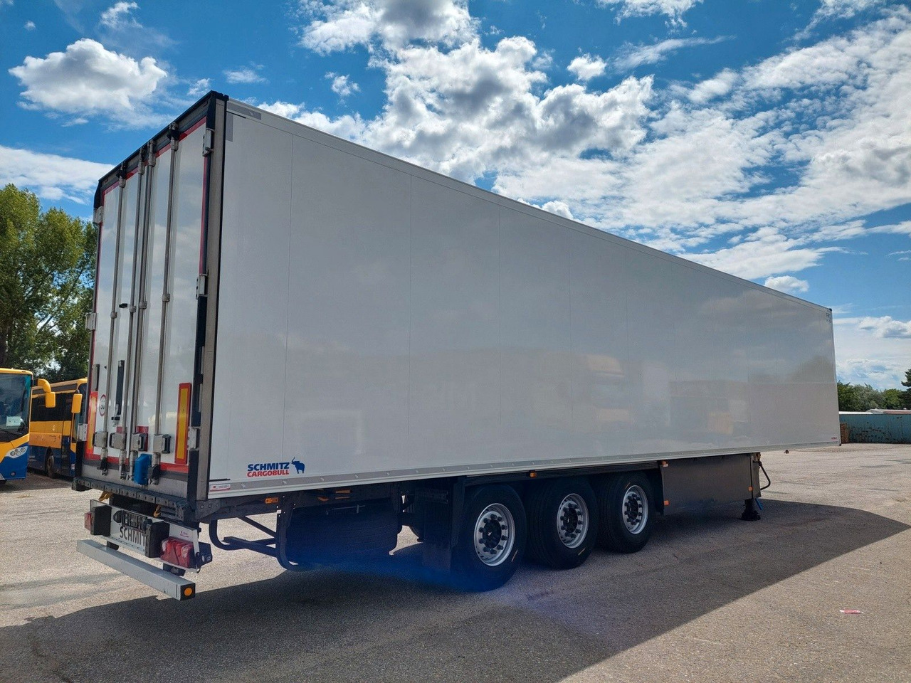 Schmitz Cargobull SKO24 ThermoKing SLXi 300 - Poluprikolica hladnjače: slika 4 Schmitz Cargobull SKO24 ThermoKing SLXi 300 - Poluprikolica hladnjače: slika 4