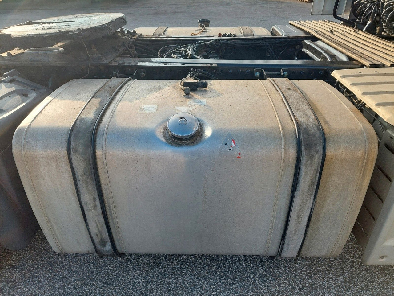 MAN TGX 18.480 BLS 4x2 - Tegljač: slika 5 MAN TGX 18.480 BLS 4x2 - Tegljač: slika 5