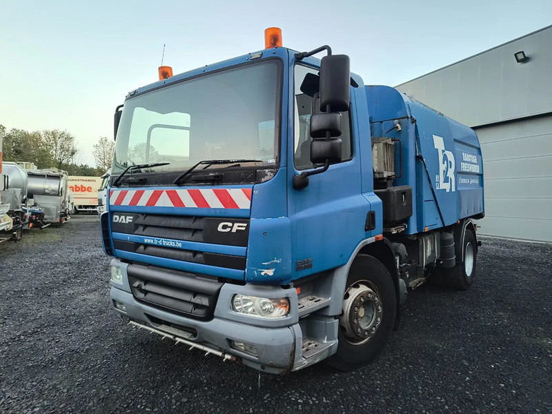 DAF CF 75.250 DRIVING CONDITION - SWEEPER NEEDS REPAIRMENT - Autočistilica: slika 1 DAF CF 75.250 DRIVING CONDITION - SWEEPER NEEDS REPAIRMENT - Autočistilica: slika 1