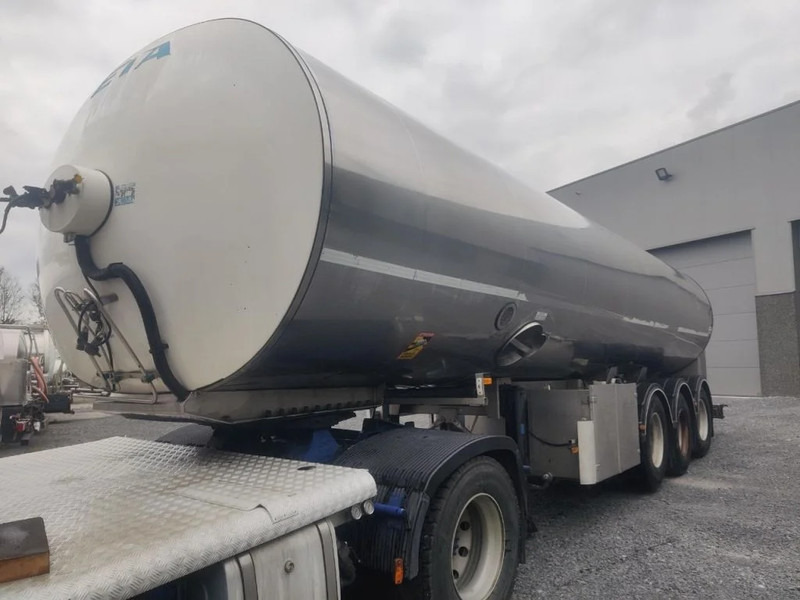 ETA TANK FOR MILK / WATER - 29000 L - STAINLESS STEEL/INOX - Poluprikolica cisterna: slika 1 ETA TANK FOR MILK / WATER - 29000 L - STAINLESS STEEL/INOX - Poluprikolica cisterna: slika 1
