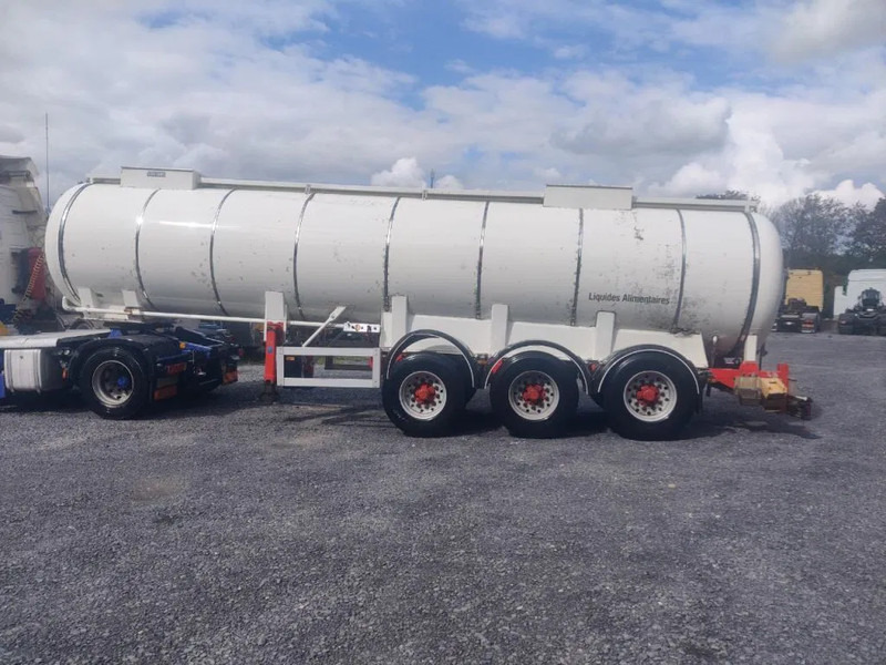 Feldbinder TANK AW5083 ISOLE 24000 L - 1 COMP - SEASALT WATER / FOODSTUFF - Poluprikolica cisterna: slika 4 Feldbinder TANK AW5083 ISOLE 24000 L - 1 COMP - SEASALT WATER / FOODSTUFF - Poluprikolica cisterna: slika 4