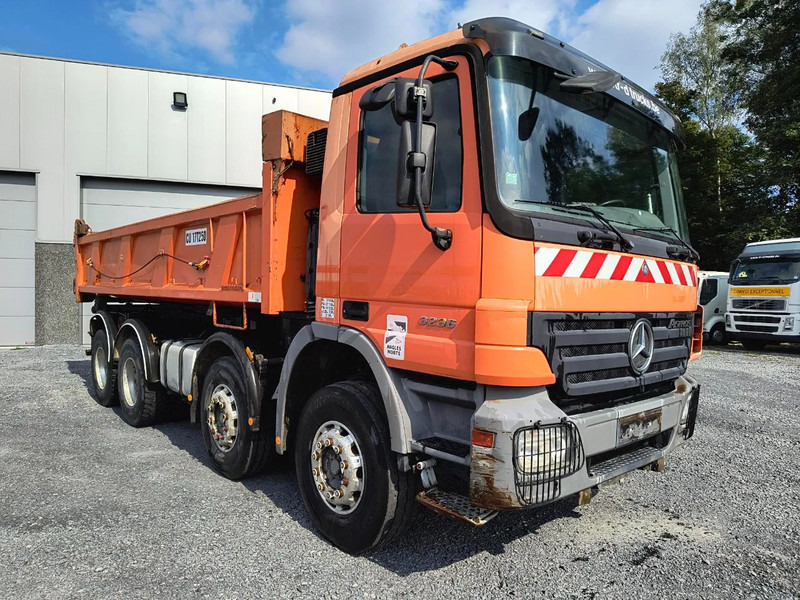 Mercedes-Benz Actros 3236 8X4 - 2 SIDE TIPPER/BI-BENNE - Istovarivač: slika 3 Mercedes-Benz Actros 3236 8X4 - 2 SIDE TIPPER/BI-BENNE - Istovarivač: slika 3