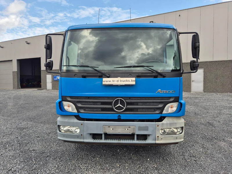 Mercedes-Benz Atego 1218 HOOK SYSTEM + CONTAINER INCLUDED (!) - Kamion sa hidrauličnom kukom: slika 2 Mercedes-Benz Atego 1218 HOOK SYSTEM + CONTAINER INCLUDED (!) - Kamion sa hidrauličnom kukom: slika 2