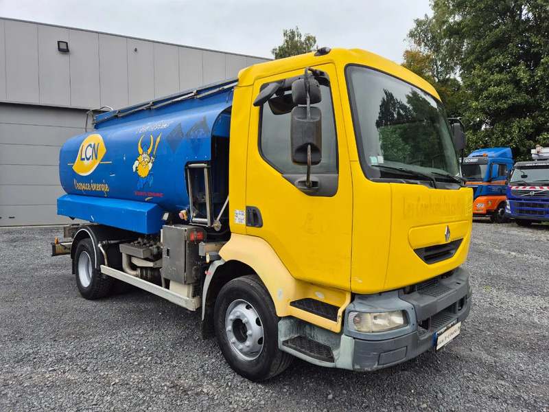 Renault Midlum 220 10500L FUEL / CARBURANT - 4 COMP/A LAMES - Kamion cisterna: slika 3 Renault Midlum 220 10500L FUEL / CARBURANT - 4 COMP/A LAMES - Kamion cisterna: slika 3