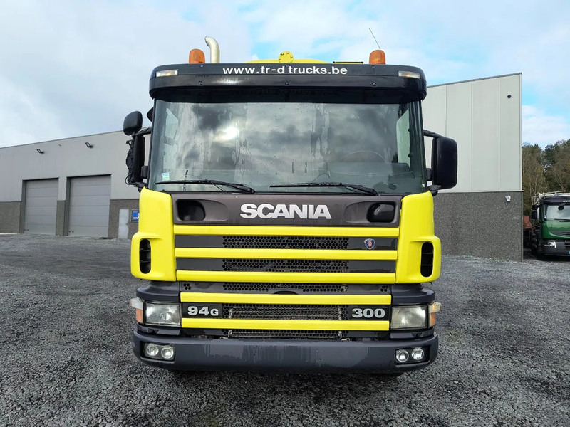 Scania 94 G.300 FOODBULK SILO - 8 COMP. - STEERING AXLE - Kamion cisterna: slika 2 Scania 94 G.300 FOODBULK SILO - 8 COMP. - STEERING AXLE - Kamion cisterna: slika 2