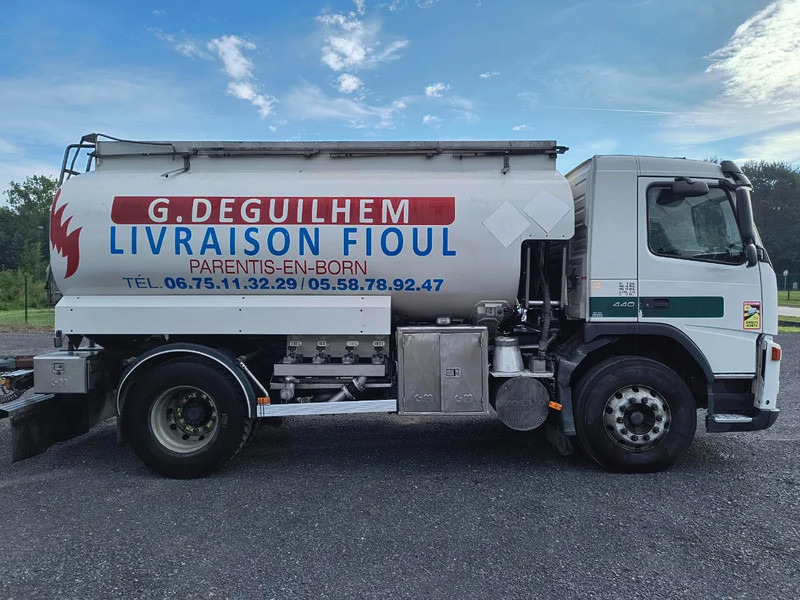Volvo FM 440 13000L FUEL / CARBURANT - 4 COMP - Kamion cisterna: slika 4 Volvo FM 440 13000L FUEL / CARBURANT - 4 COMP - Kamion cisterna: slika 4
