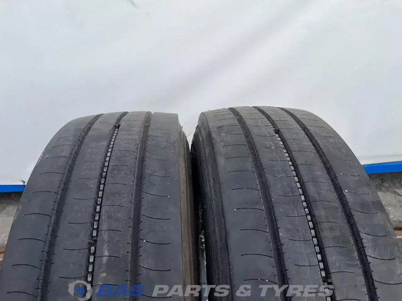 Bridgestone Bridgestone 205/75R17.5 Duravis R-Steer002 124/122 M M+S 3PMSF gebruikte set - Guma za Kamion: slika 2 Bridgestone Bridgestone 205/75R17.5 Duravis R-Steer002 124/122 M M+S 3PMSF gebruikte set - Guma za Kamion: slika 2