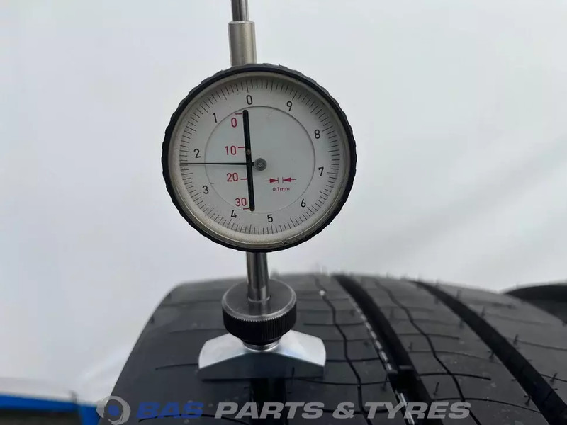 Bridgestone Bridgestone 265/70R17.5 Duravis R-Steer002 138/136 M M+S 3PMSF gebruikte set - Guma za Kamion: slika 3 Bridgestone Bridgestone 265/70R17.5 Duravis R-Steer002 138/136 M M+S 3PMSF gebruikte set - Guma za Kamion: slika 3