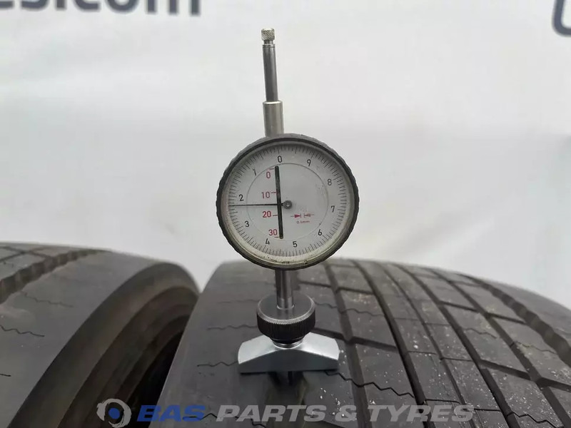 Bridgestone Bridgestone 315/70R22.5 DURAVIS R-STEER002 156/154 M M+S 3PMSF gebruikte set - Guma za Kamion: slika 3 Bridgestone Bridgestone 315/70R22.5 DURAVIS R-STEER002 156/154 M M+S 3PMSF gebruikte set - Guma za Kamion: slika 3