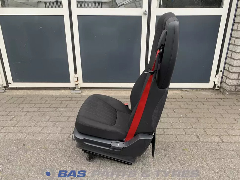 DAF CF Euro 6 - Sedište za Kamion: slika 2 DAF CF Euro 6 - Sedište za Kamion: slika 2