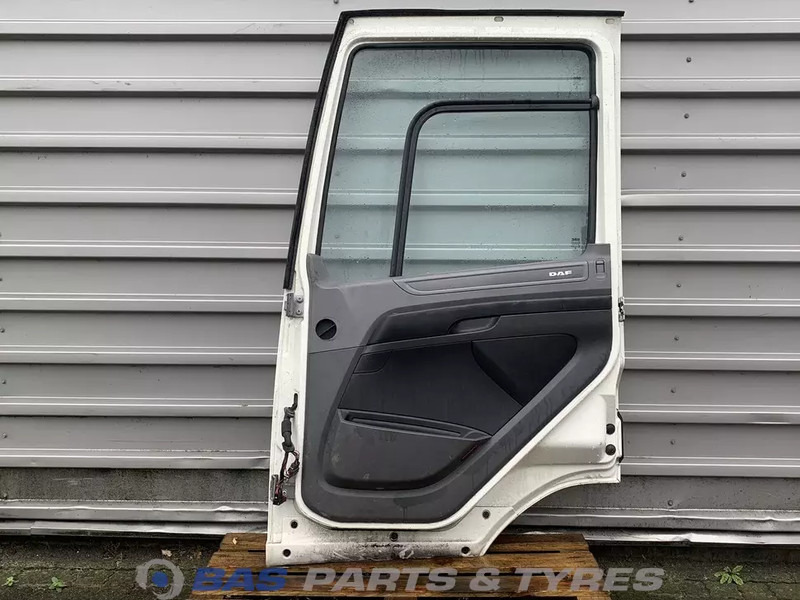 DAF CF (Meerdere types) - Vrata i delovi za Kamion: slika 2 DAF CF (Meerdere types) - Vrata i delovi za Kamion: slika 2