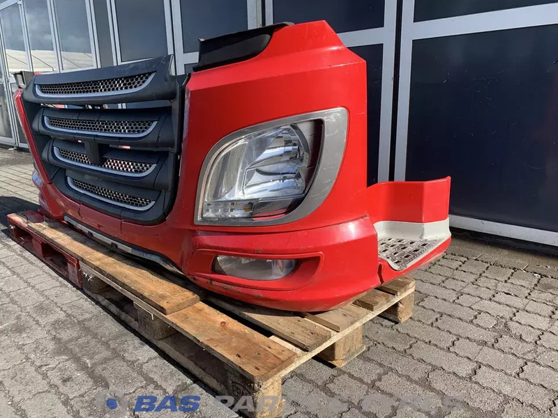 DAF XF106 Bumper DAF 2033875 - Branik za Kamion: slika 2 DAF XF106 Bumper DAF 2033875 - Branik za Kamion: slika 2