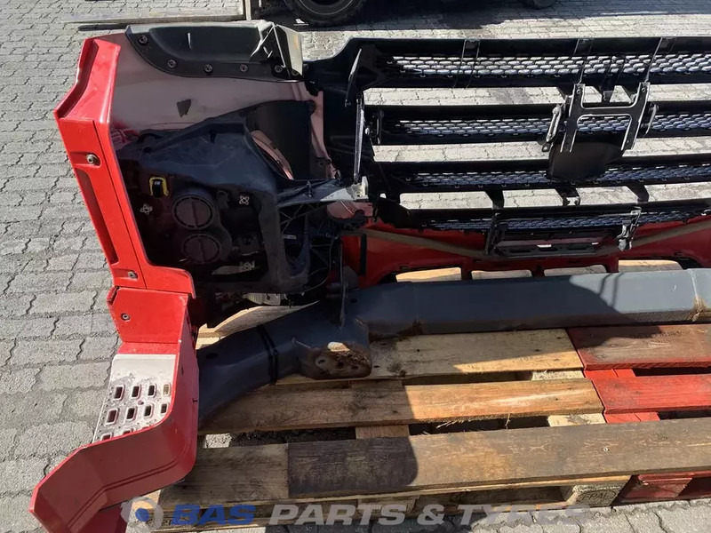 DAF XF106 Bumper DAF 2033875 - Branik za Kamion: slika 4 DAF XF106 Bumper DAF 2033875 - Branik za Kamion: slika 4