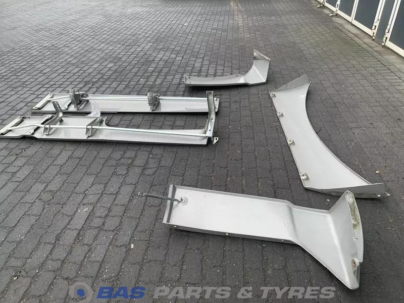 DAF XF106 Spoilerset DAF Super Space Cab L2H3 1836001 - Aerodinamika/ Spojler za Kamion: slika 5 DAF XF106 Spoilerset DAF Super Space Cab L2H3 1836001 - Aerodinamika/ Spojler za Kamion: slika 5