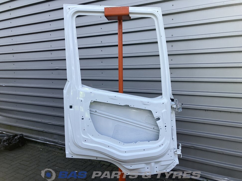 DAF XG - Vrata i delovi za Kamion: slika 2 DAF XG - Vrata i delovi za Kamion: slika 2
