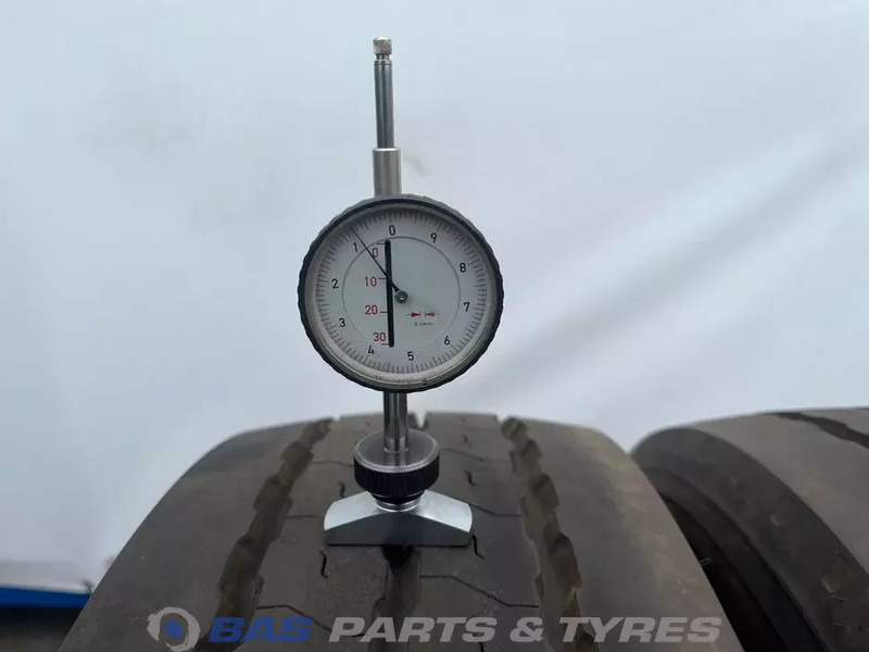 Goodyear Goodyear 245/70R17.5 KMAX T G2 143/146 J M+S 3PMSF gebruikte set - Guma za Kamion: slika 3 Goodyear Goodyear 245/70R17.5 KMAX T G2 143/146 J M+S 3PMSF gebruikte set - Guma za Kamion: slika 3