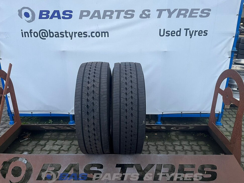 Goodyear Goodyear 315/70R22.5 Kmax S HL G2 156/150 M+S 3PMSF gebruikte set - Guma za Kamion: slika 1 Goodyear Goodyear 315/70R22.5 Kmax S HL G2 156/150 M+S 3PMSF gebruikte set - Guma za Kamion: slika 1