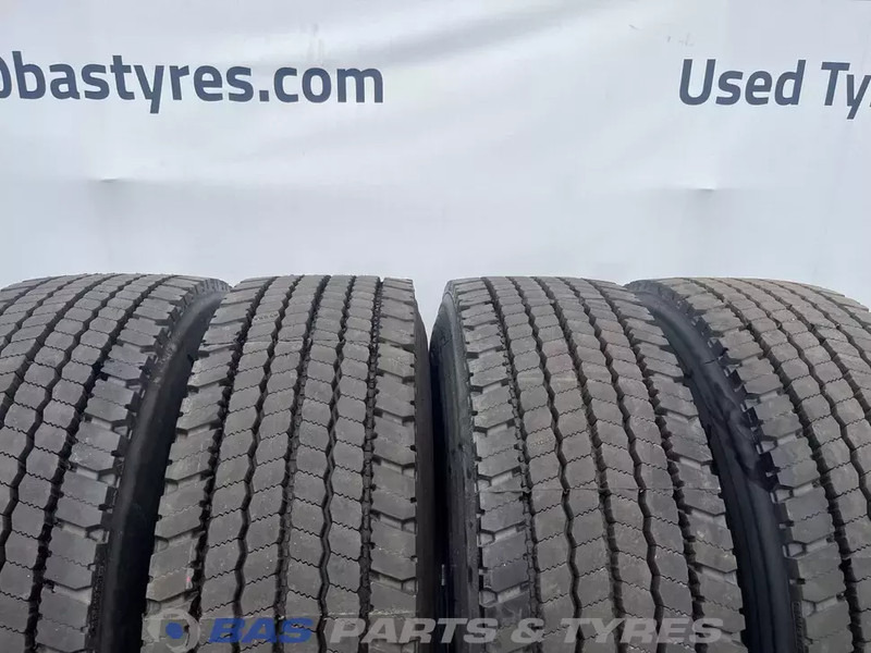 Goodyear Goodyear 315/70R22.5 RETREAD (cover) 152/148 M M+S 3PMSF gebruikte set - Guma za Kamion: slika 2 Goodyear Goodyear 315/70R22.5 RETREAD (cover) 152/148 M M+S 3PMSF gebruikte set - Guma za Kamion: slika 2