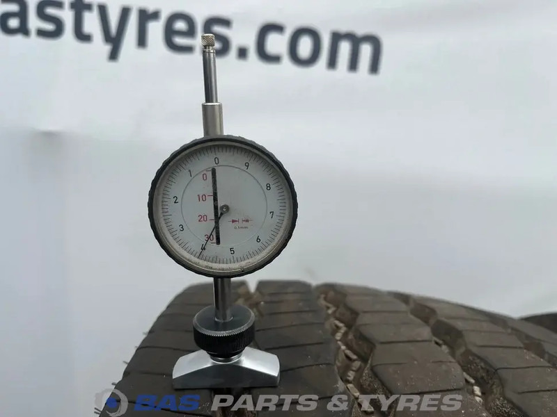 Goodyear Goodyear 385/65R22.5 OMNITRAC S 164 K M+S 3PMSF gebruikte set - Guma za Kamion: slika 3 Goodyear Goodyear 385/65R22.5 OMNITRAC S 164 K M+S 3PMSF gebruikte set - Guma za Kamion: slika 3