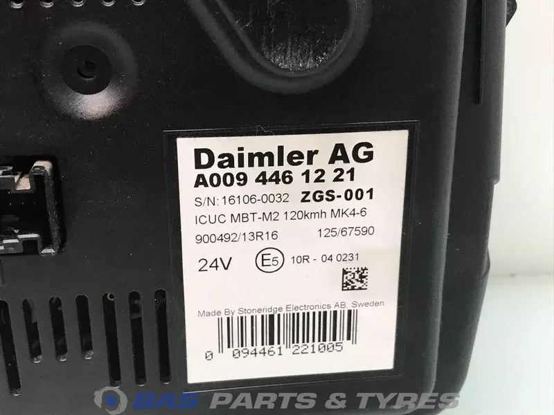 Mercedes-Benz Actros MP4 - Komandna tabla za Kamion: slika 3 Mercedes-Benz Actros MP4 - Komandna tabla za Kamion: slika 3